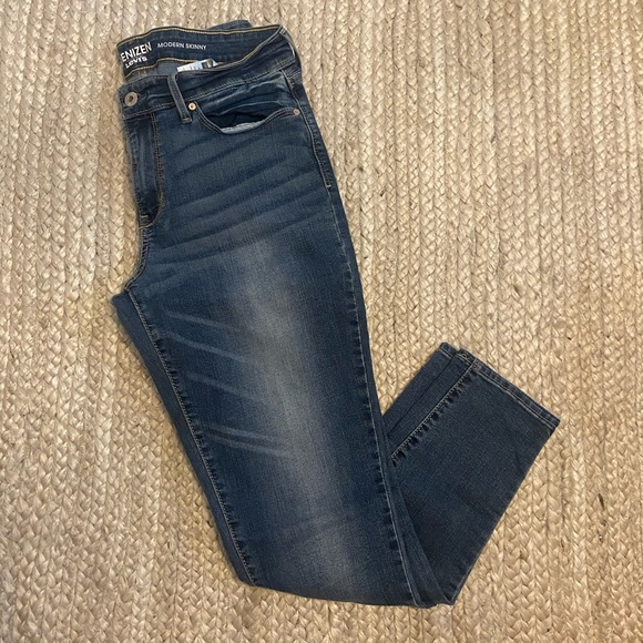 Medium Wash Jeans - Picture 1 of 4
